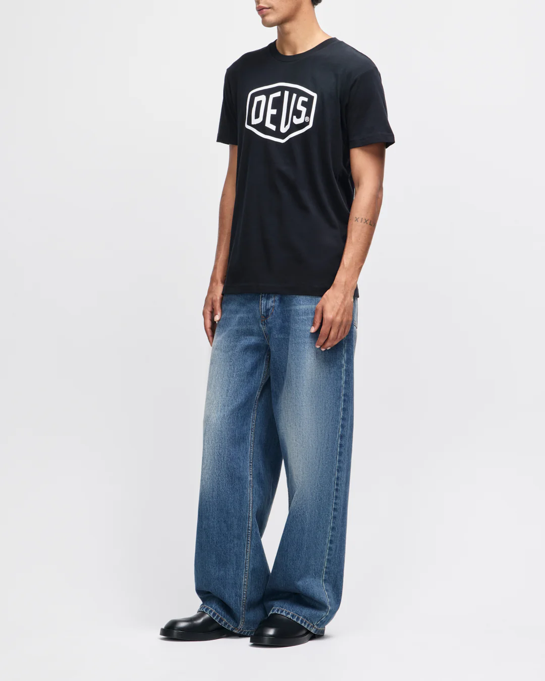 Shield Tee - Black - Image 6