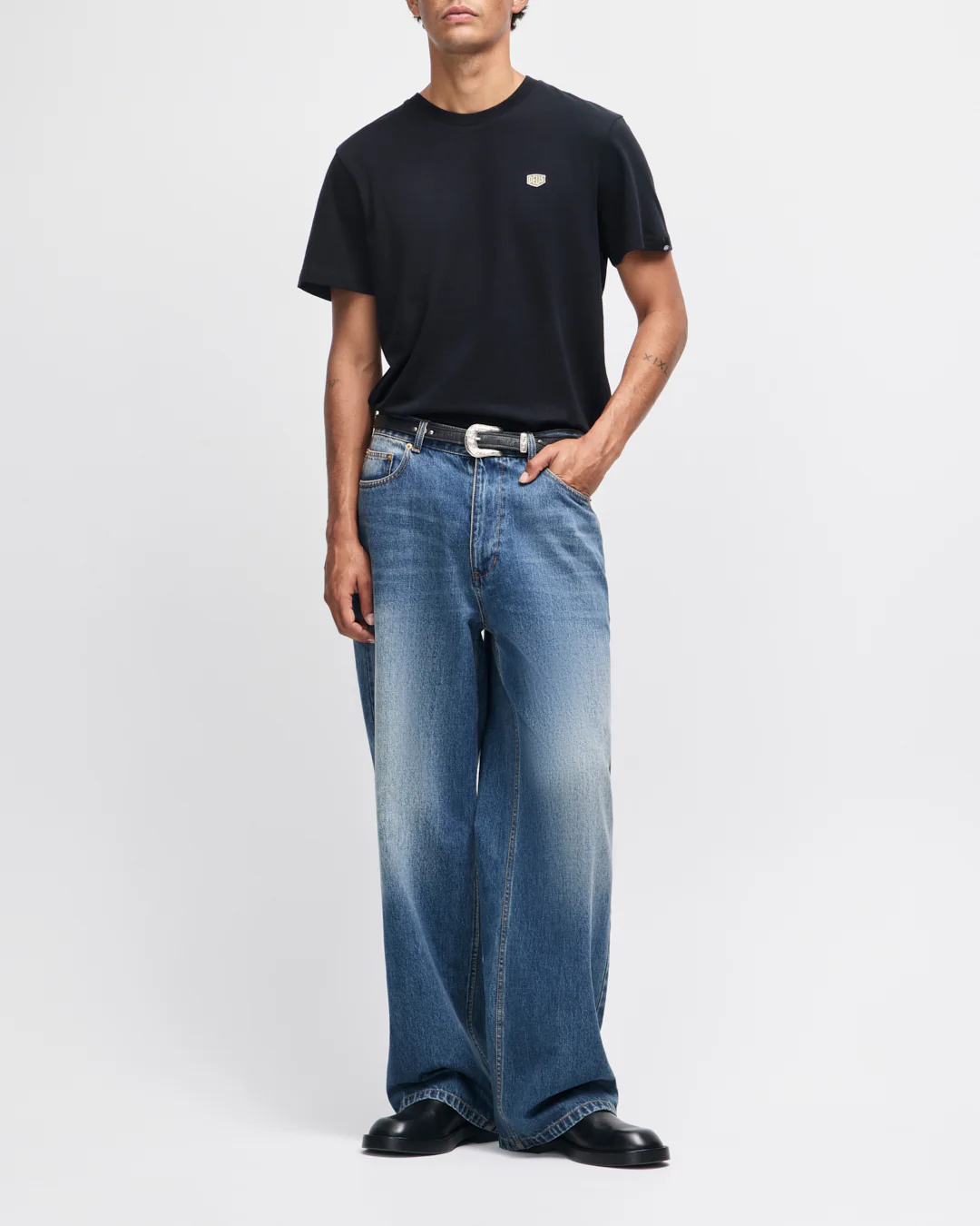 Shield Standard Tee - Black - Image 5