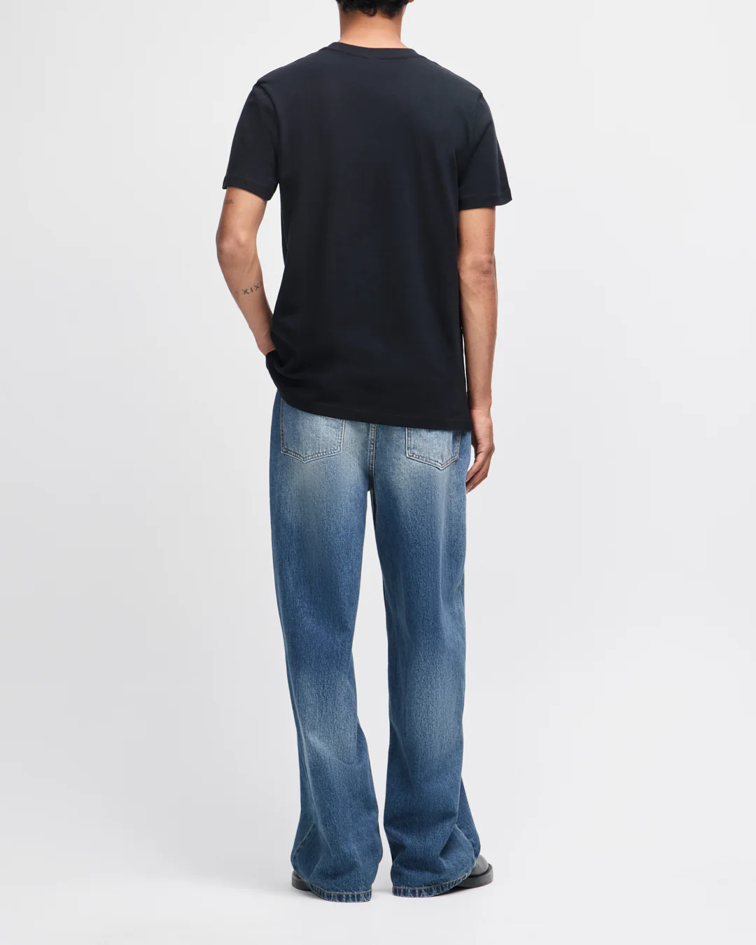 Shield Standard Tee - Black - Image 7