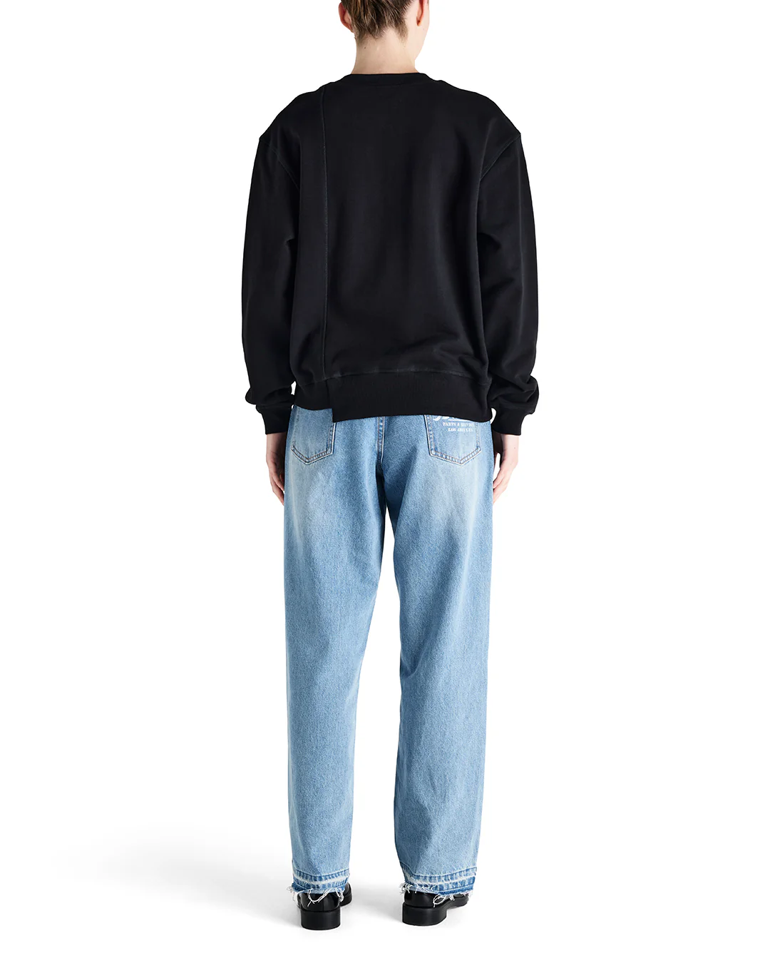 Singer Crew - Black - Image 4